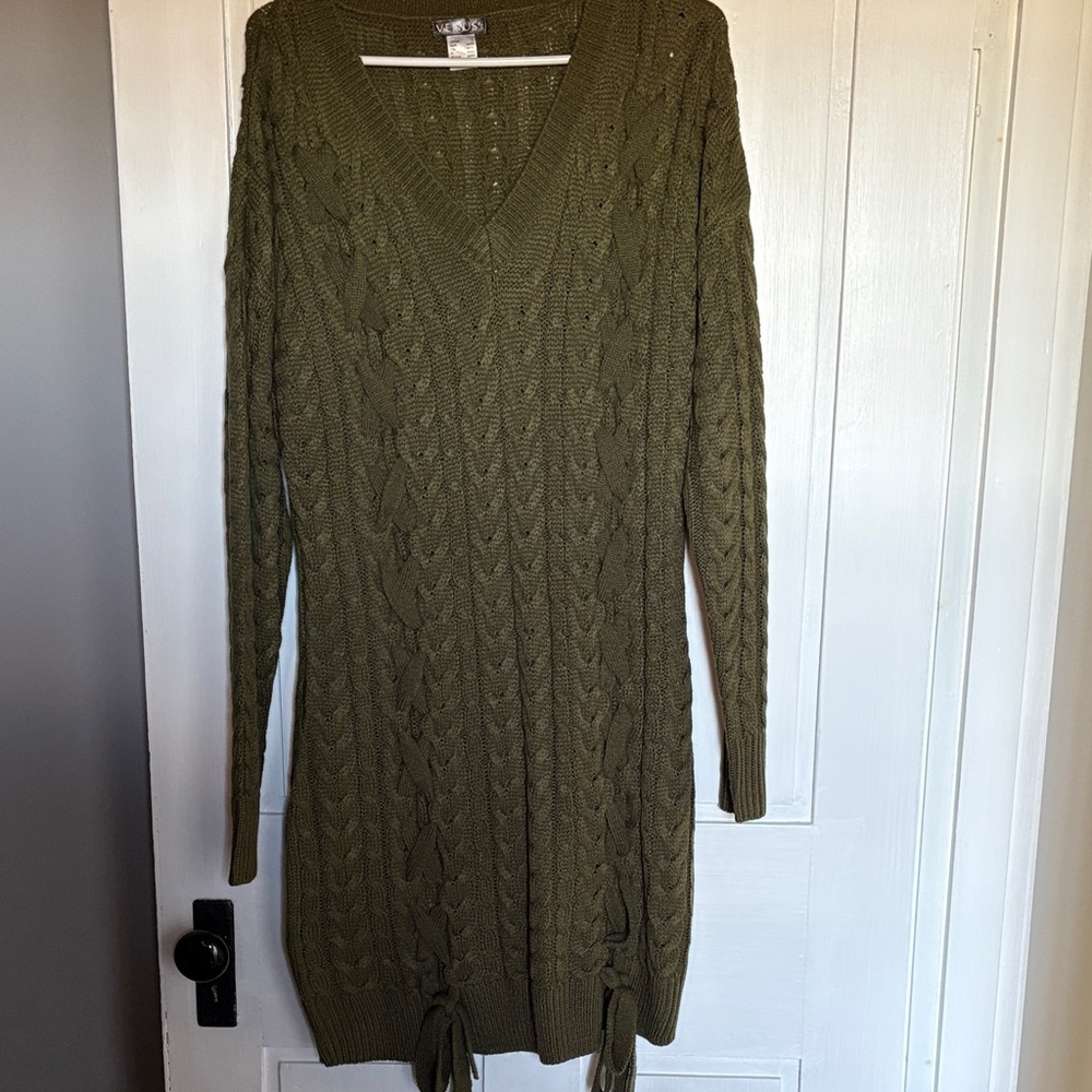 VENUS Olive Long Sleeve Knit Dress